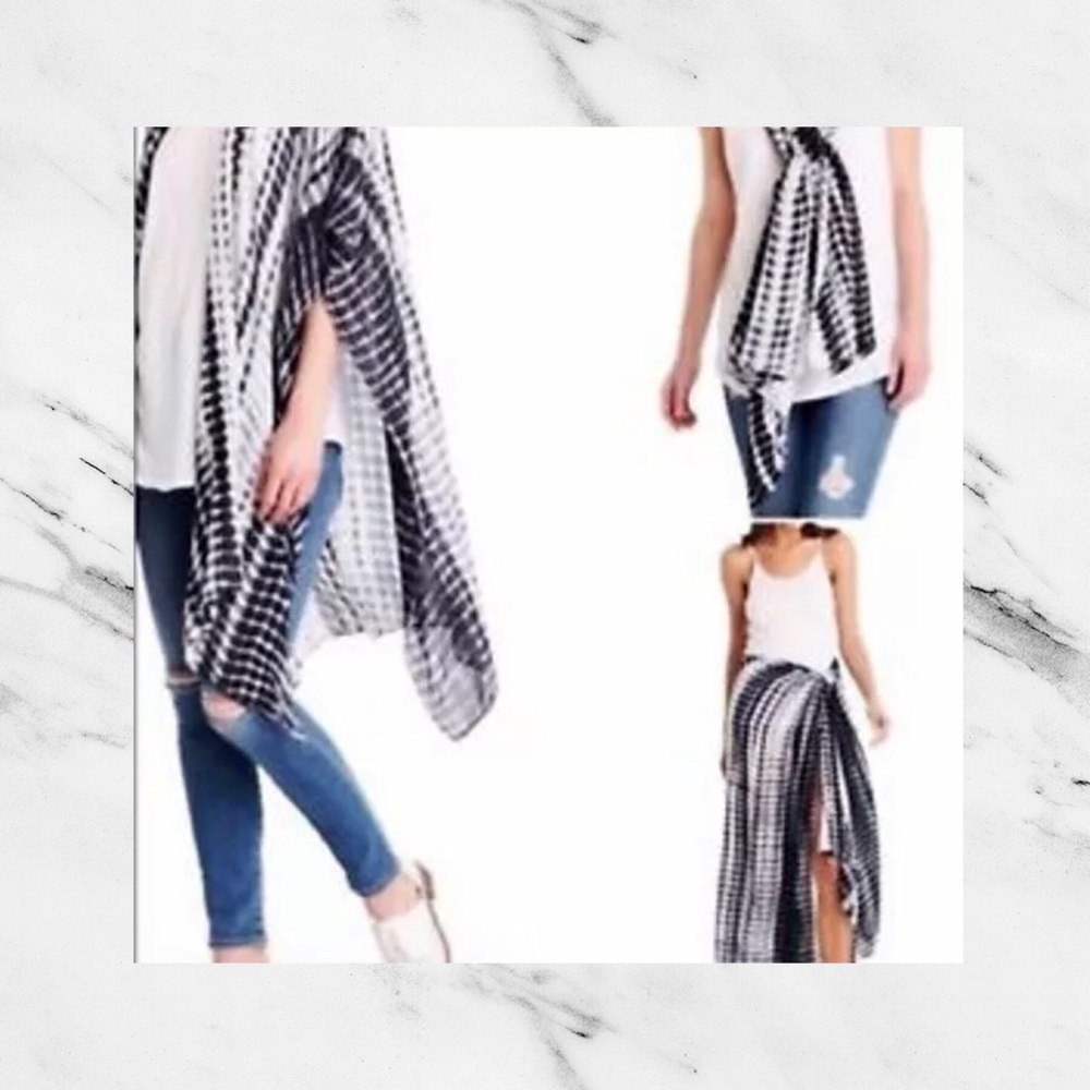 🆕Michael Stars Ruana/Scarf/Sarong
